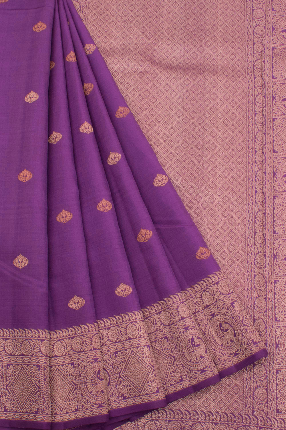 Handloom Pure Zari Bridal Kanjivaram Silk Saree with Floral Motifs and Mayil Chakram, Diamond Border