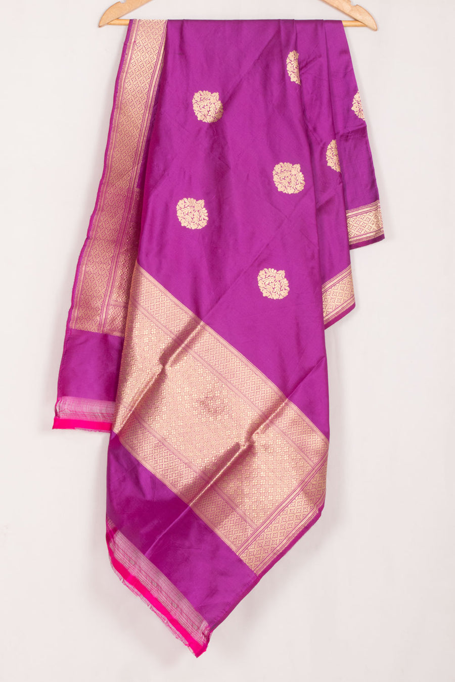 Handloom Banarasi Kadhwa Silk Dupatta with Zari Border and Floral Design