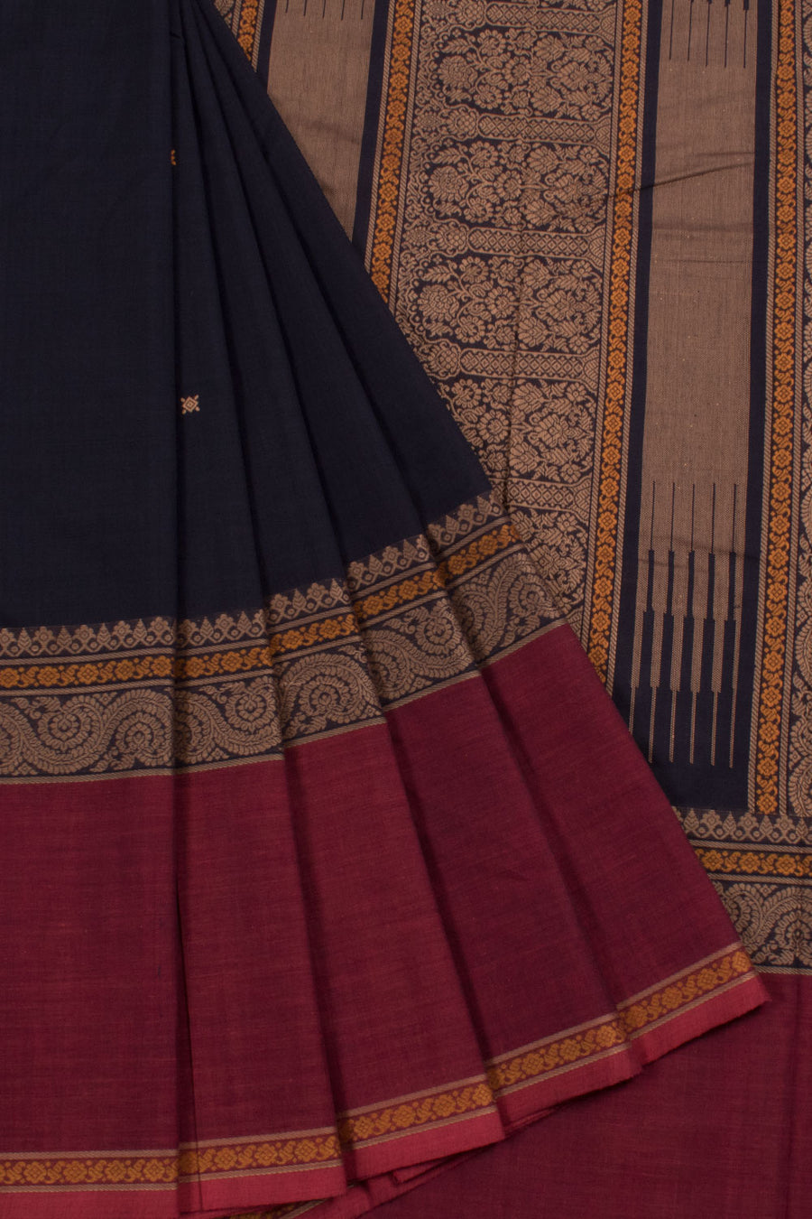 Handloom Kanchi Cotton Saree with Paisley Design and Kodimalar Border 
