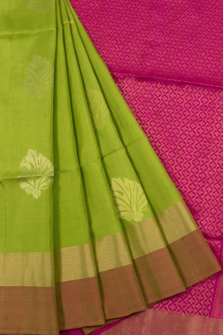 Handloom Kanjivaram Soft Silk Saree with Floral Motifs and Tissue Border