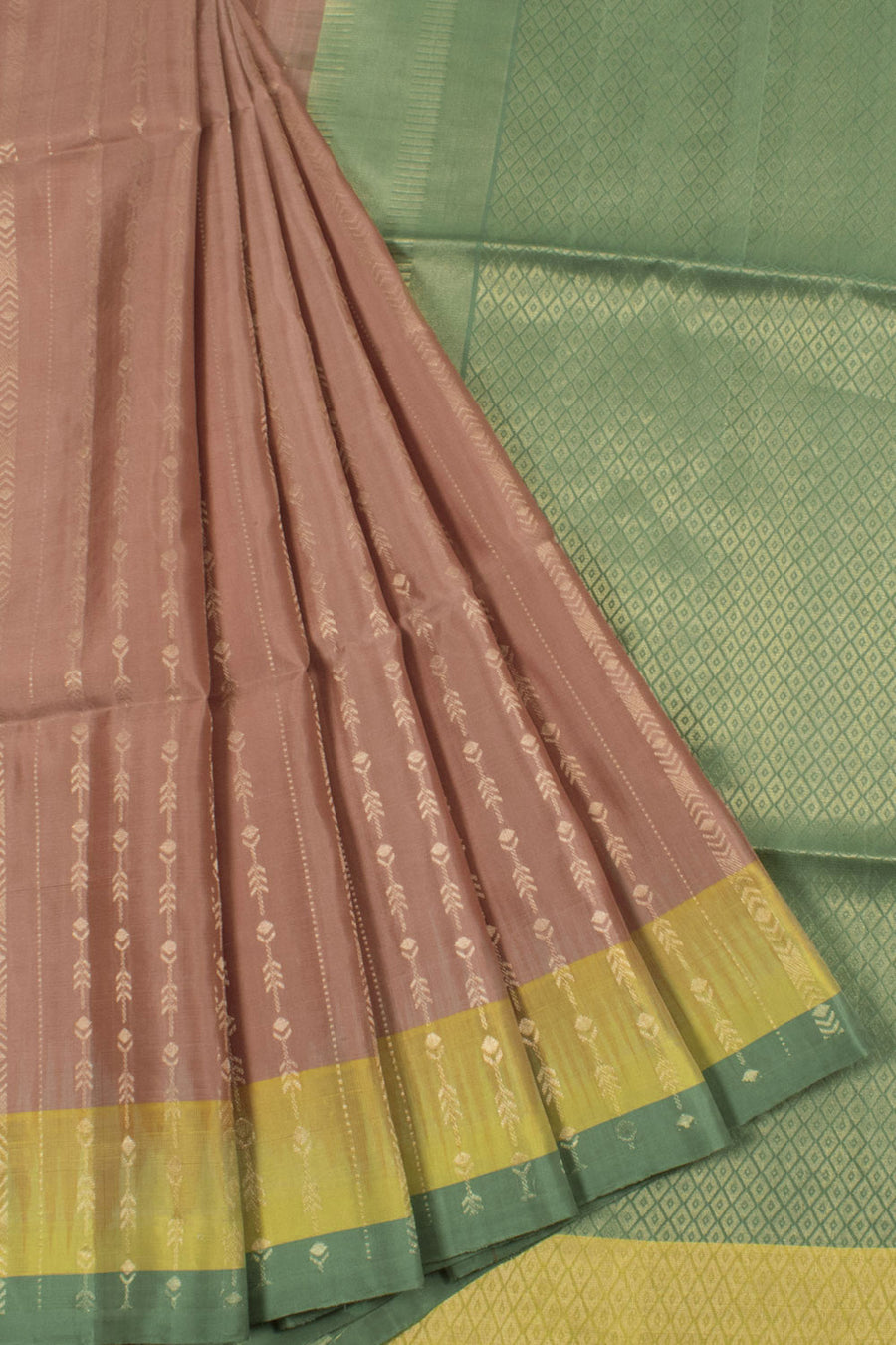 Handloom Kanjivaram Soft Silk Saree with Thoranam Design and Kuyil Kann Pallu