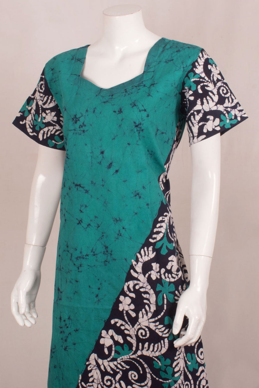Batik Printed Cotton Loungewear With Floral Design