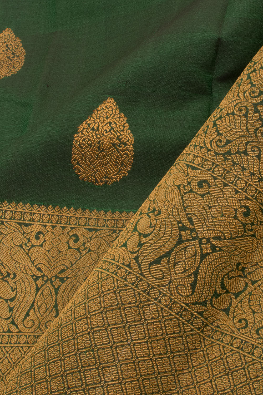 Pure Zari Kanjivaram Silk Saree 10059208