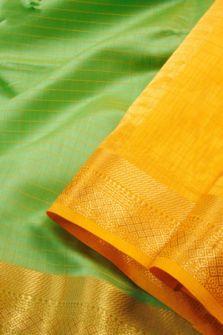 Lime Green Handloom Maheshwari Silk Cotton Saree 10060470