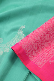 Jade Green Borderless Kanjivaram Soft Silk Saree 10059797