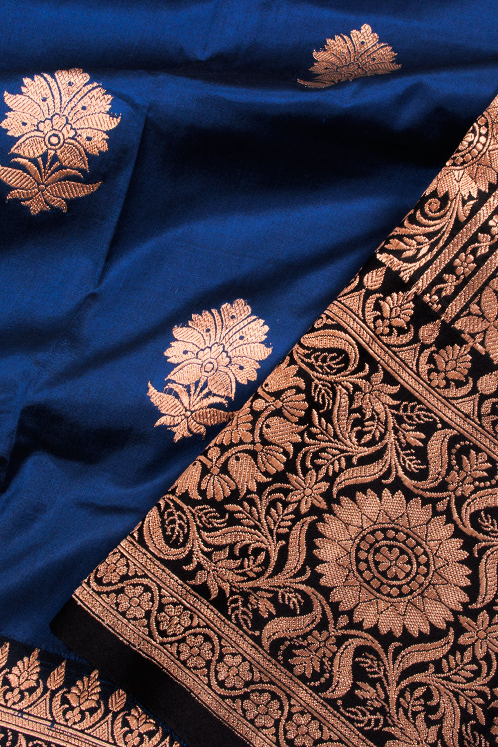 Blue Handloom Banarasi Kadhwa Katan Silk Saree 10061141