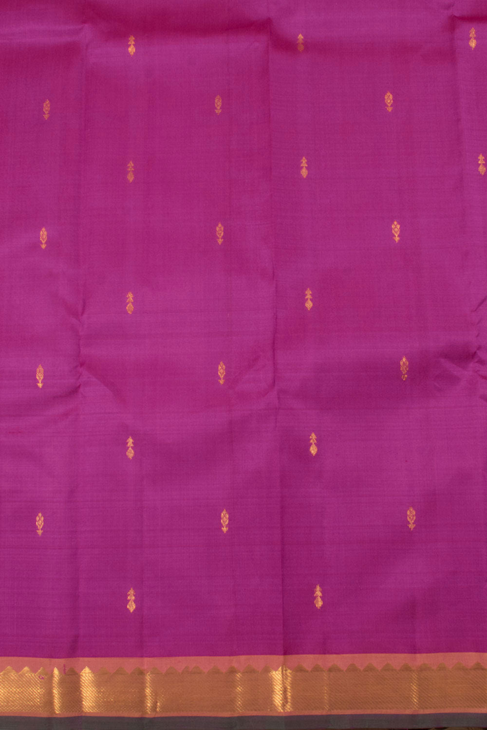 Handloom Pure Zari Kanjivaram Silk Saree 10058356