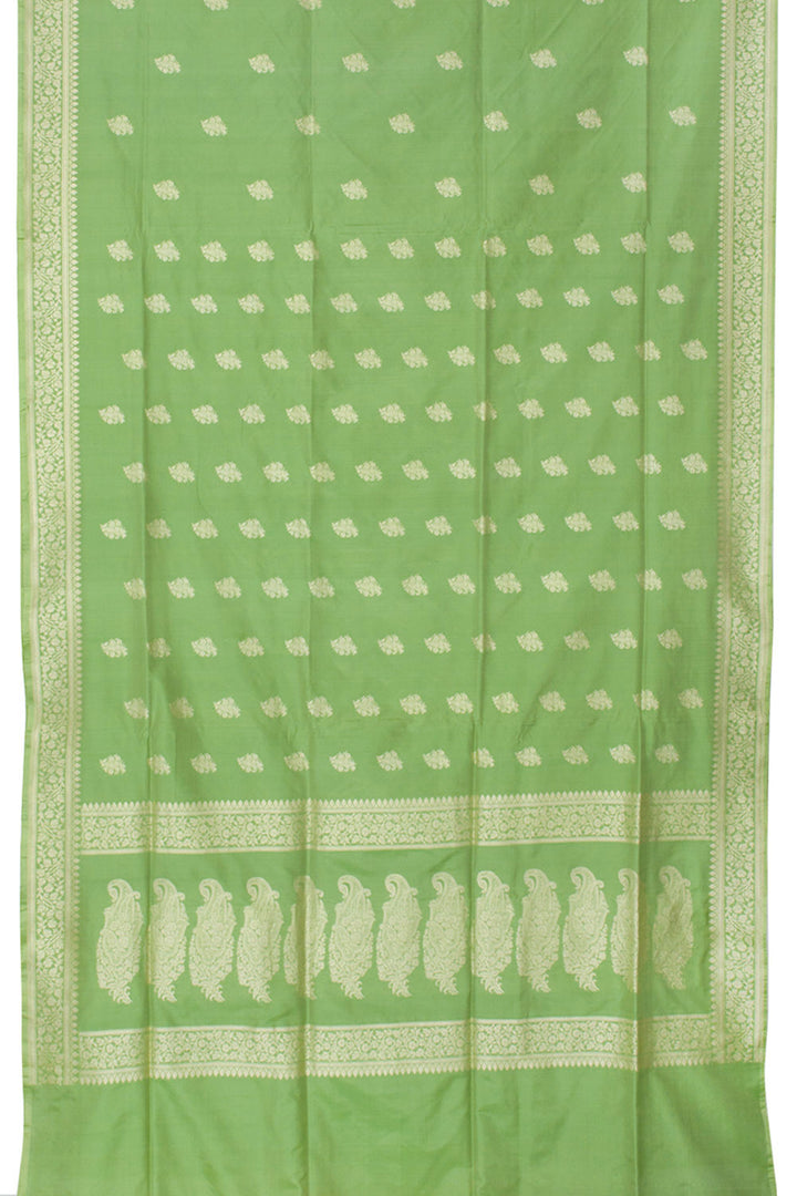 Pear Green Handloom Banarasi Kadhwa Katan Silk Saree 10061269