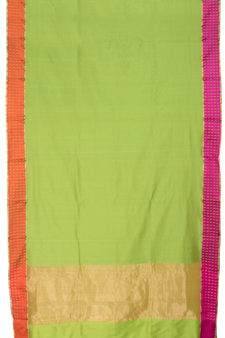 Parrot Green Handloom Banarasi Silk Saree 10059729