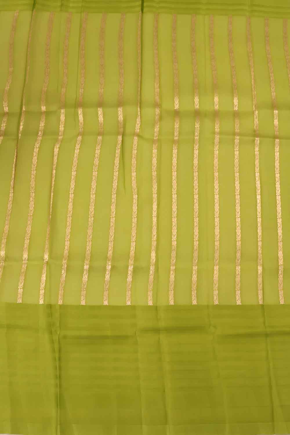 Henna Green Handloom Banarasi Kadhwa Kora Silk Saree 10059851