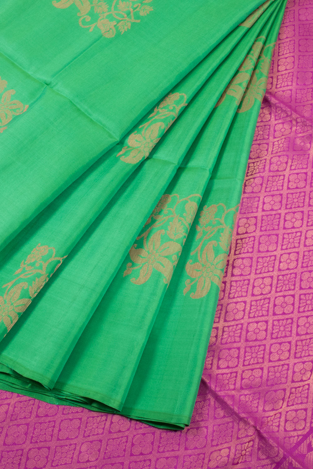 Malachite Green Kanjivaram Soft Silk Saree 10059895