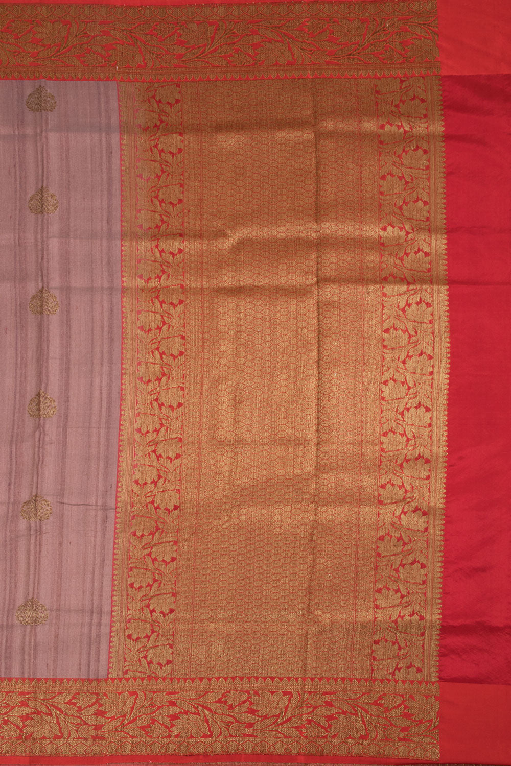 Handloom Banarasi Kadhwa Tussar Silk Saree 10061139