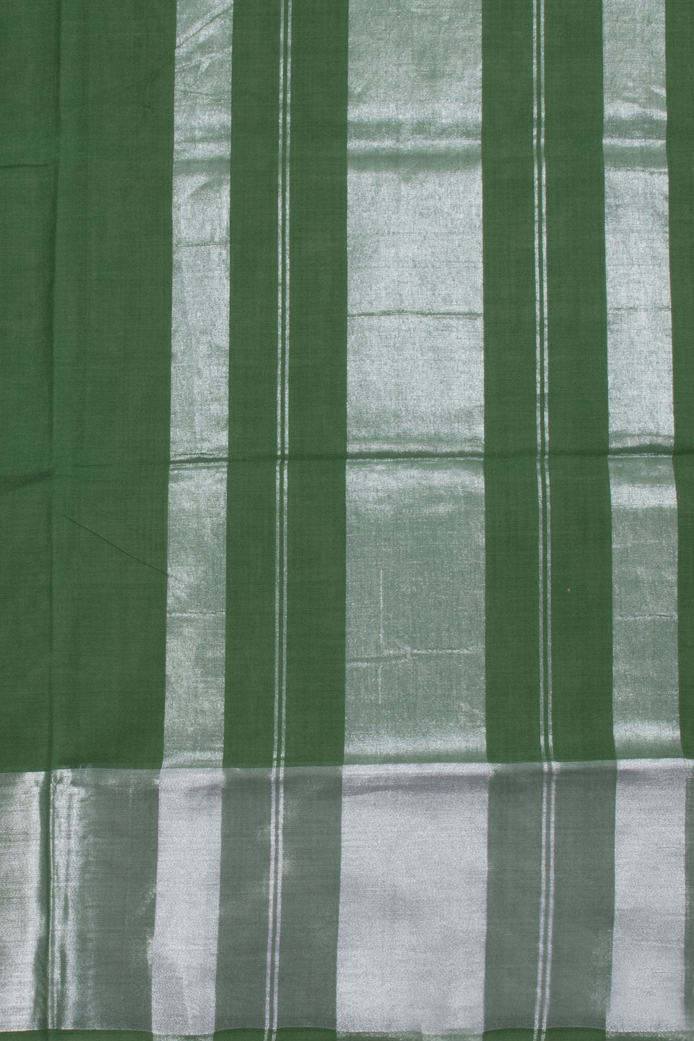 Pigment Green Handwoven Solapur Cotton Saree 10060208