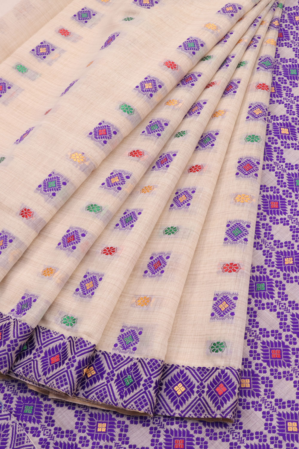 Light Cream Handloom Assam Eri Silk Cotton Saree 10059493