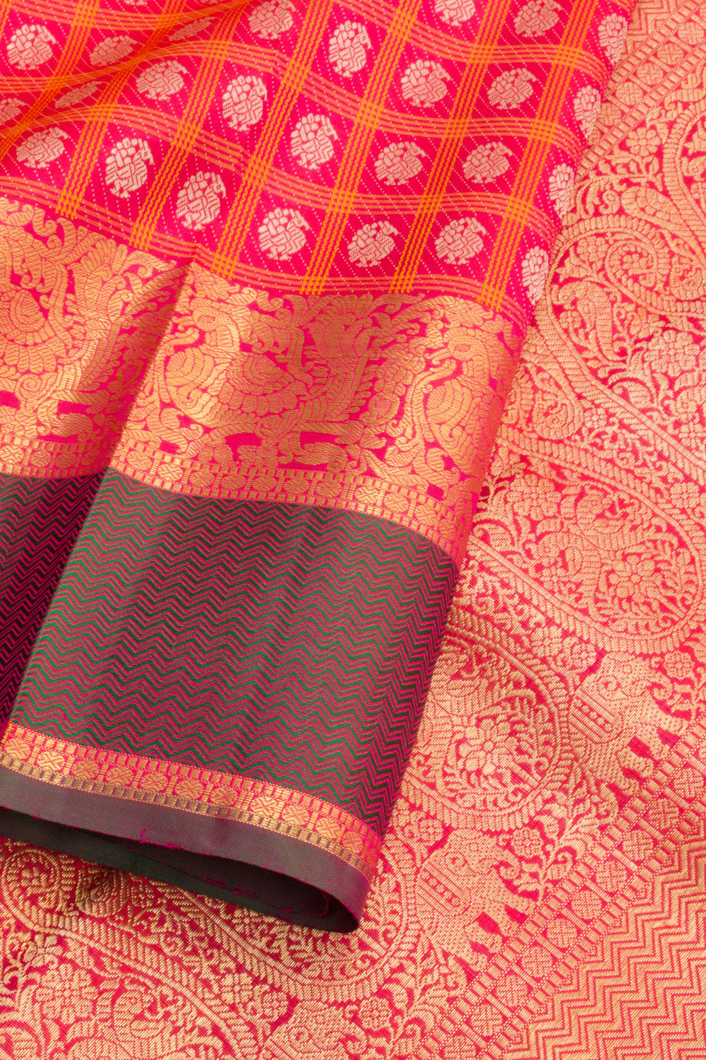 Reddish Pink Pure Zari Jacquard Kanjivaram Silk Saree 10061537