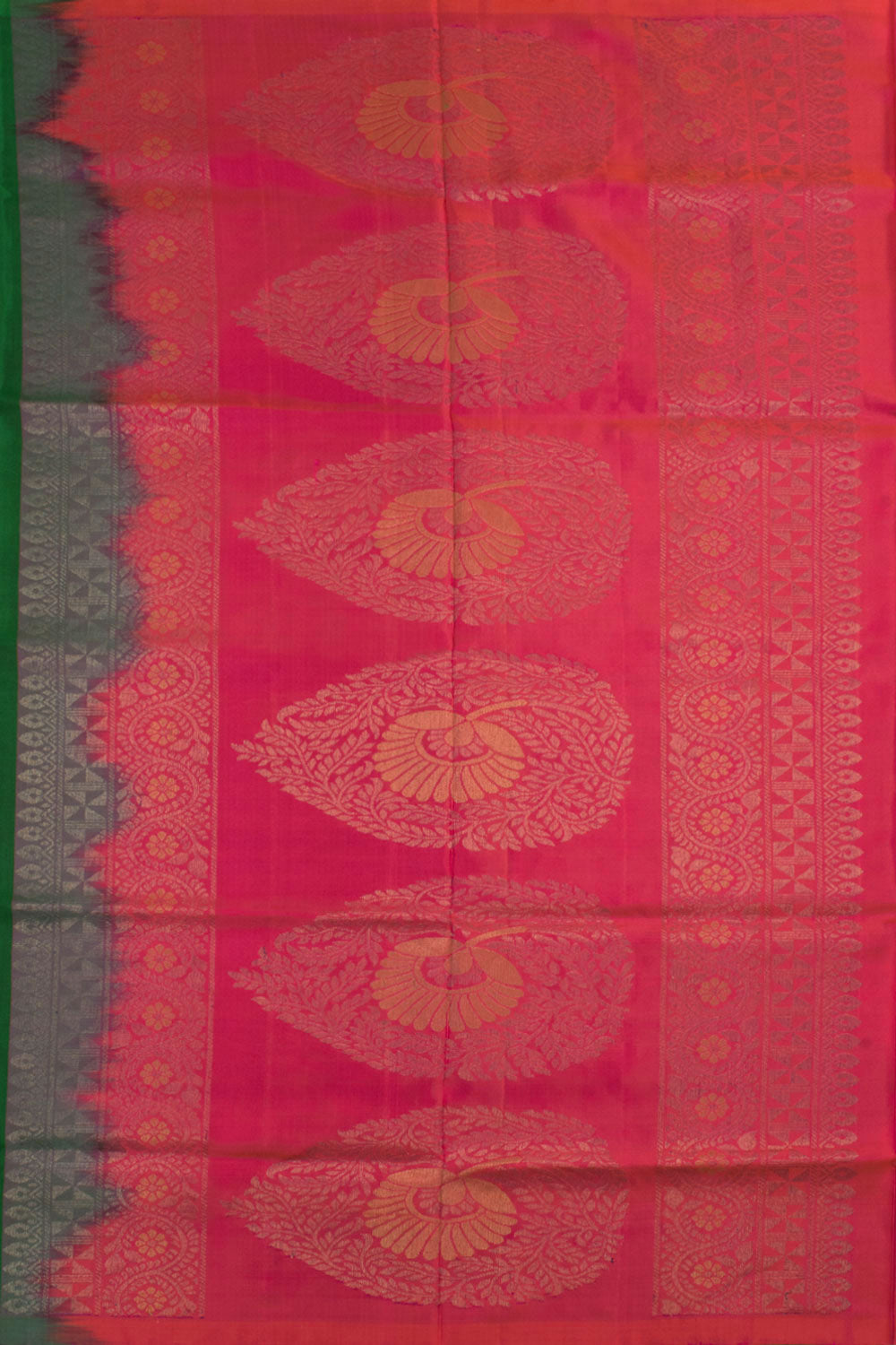 Handloom Borderless Kanjivaram Soft Silk Saree 10058393