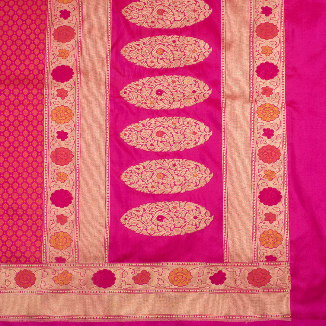 Handloom Banarasi Tanchoi Katan Silk Saree 10055491