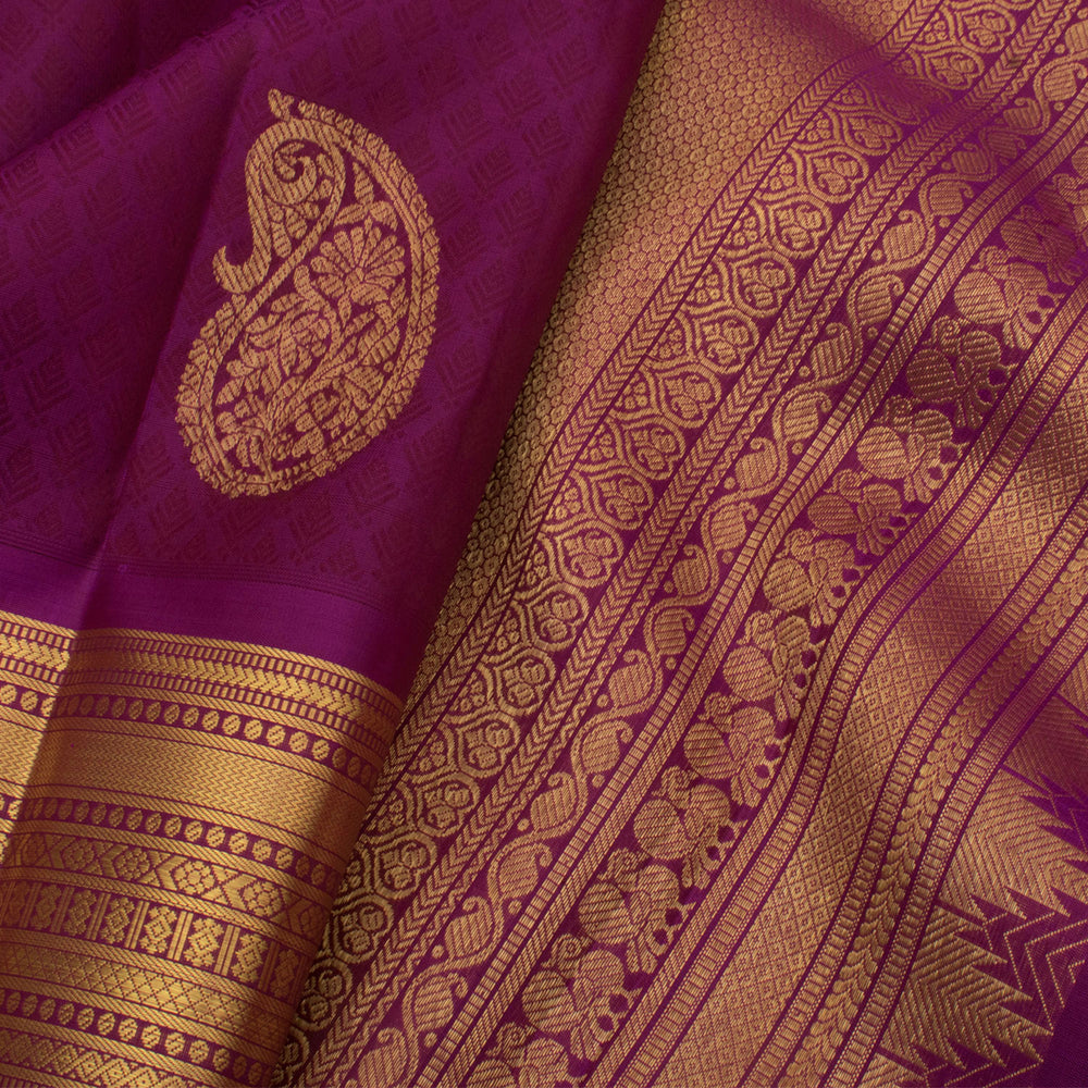 Handloom Pure Zari Bridal Jacquard Kanjivaram Silk Saree with Paisley Motifs and Floral Peacock Border 