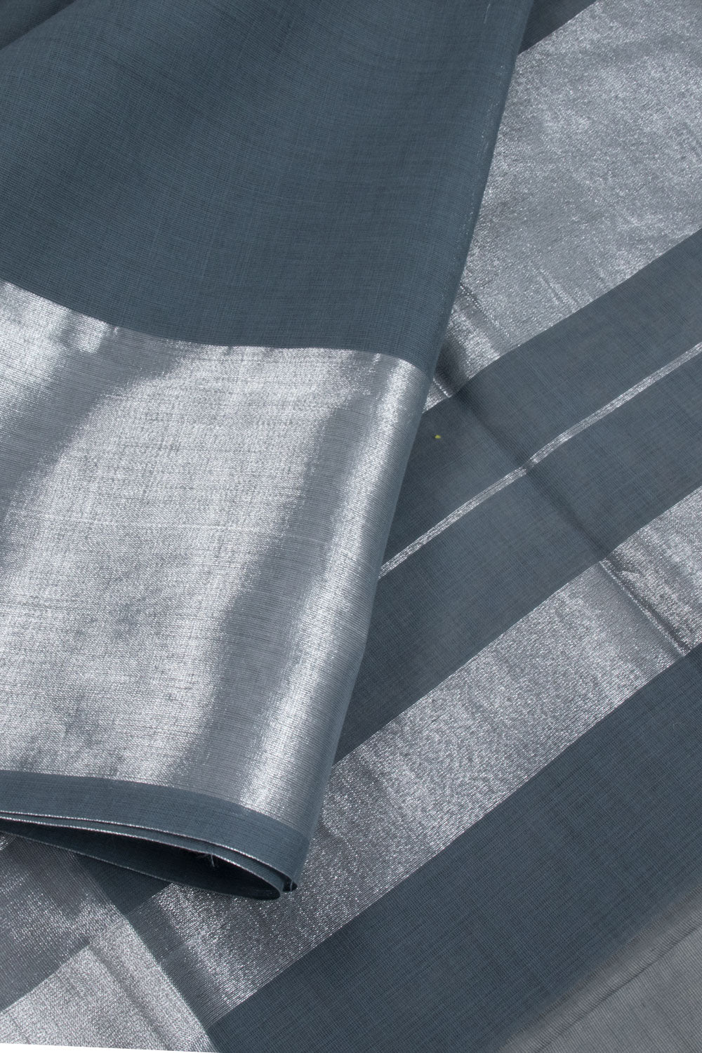 Grey Handwoven Solapur Cotton Saree 10060212