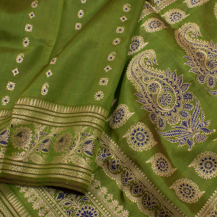 Handwoven Baluchari Silk Saree 10055360