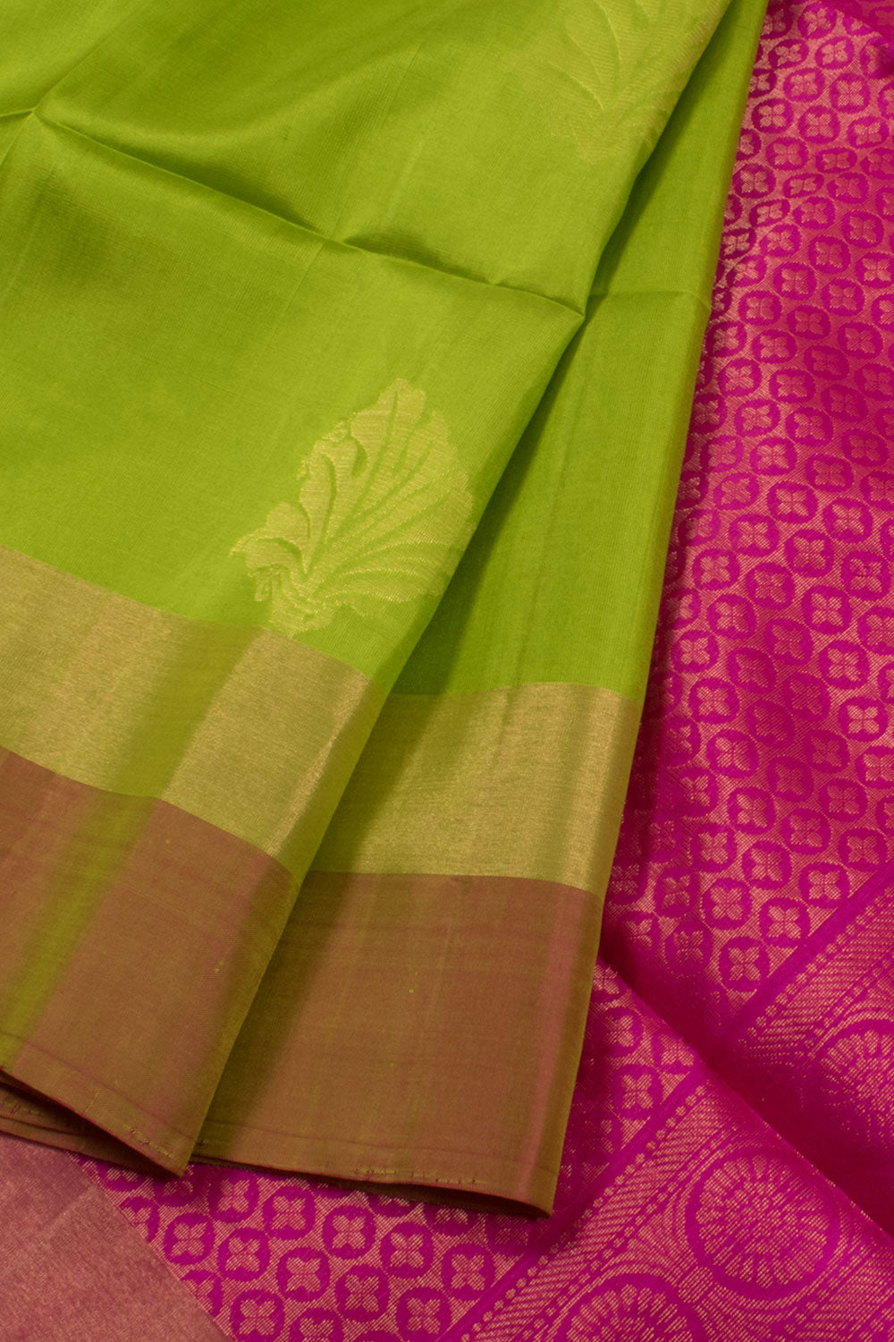 Handloom Kanjivaram Soft Silk Saree 10058493