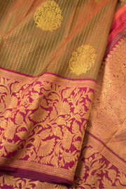 Maandhulir Pachai Green Pure Zari Korvai Kanjivaram Silk Saree 10060019