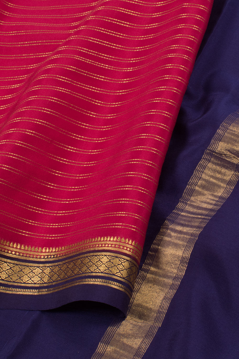 KSIC Mysore Silk Sarees on Instagram: “Stunning ladies in KSIC sarees ❤️  Credit: @kavyavasudev… | Mysore silk saree, Cotton saree designs, Silk saree  blouse designs