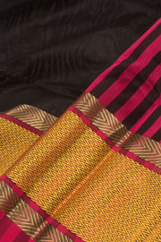 Handloom Maheshwari Silk Cotton Saree 10058824