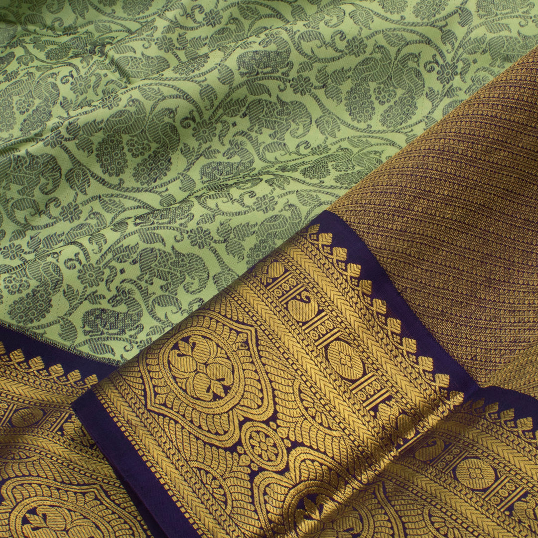 Handloom Pure Zari Korvai Jacquard Kanjivaram Silk Saree with Threadwork Vanasingaram Design and Paisley Salangai Border