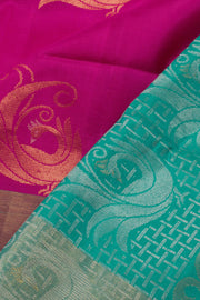 Barbie Pink Handloom Kanjivaram Soft Silk Saree 10058495