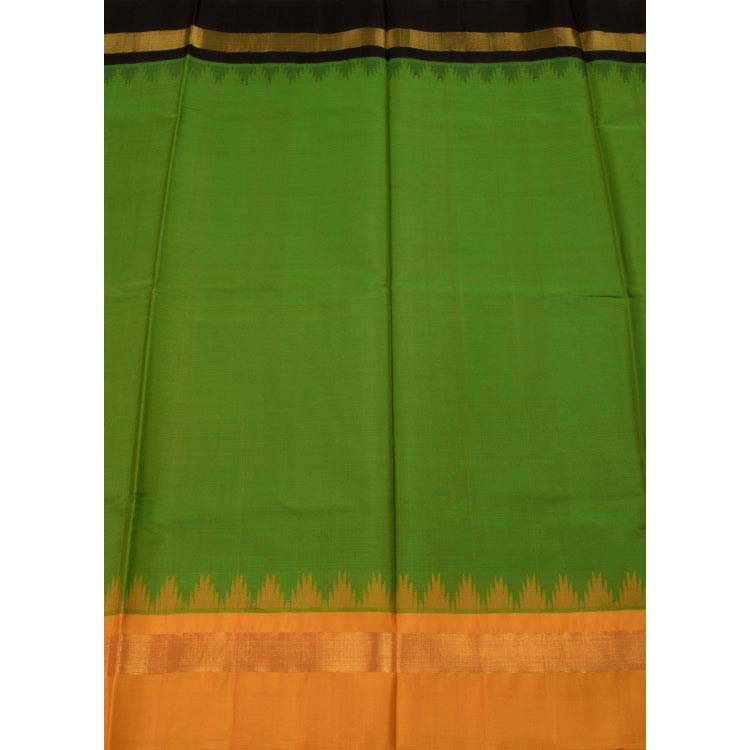 Handloom Gadwal Cotton and Silk Saree 10048041