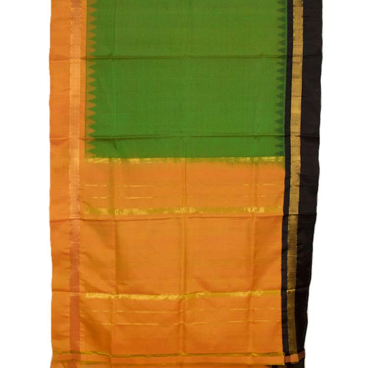 Handloom Gadwal Cotton and Silk Saree 10048041