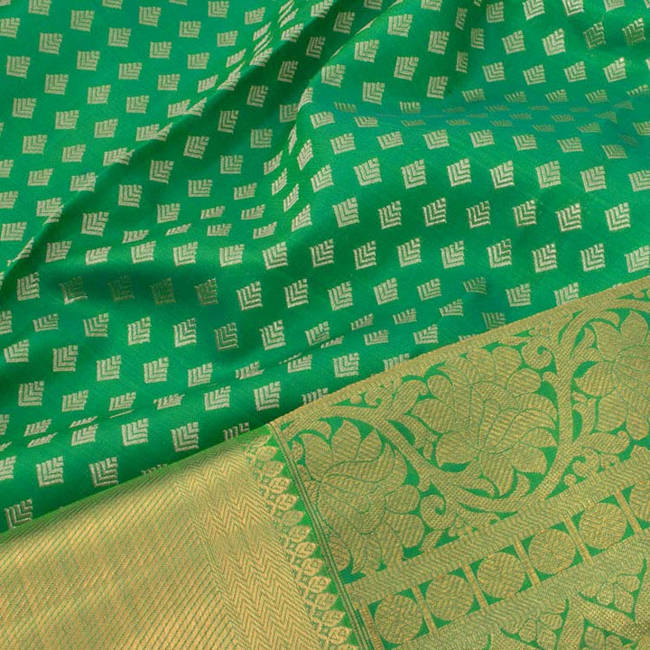 Kanjivaram Pure Zari Jacquard Silk Saree 10043130