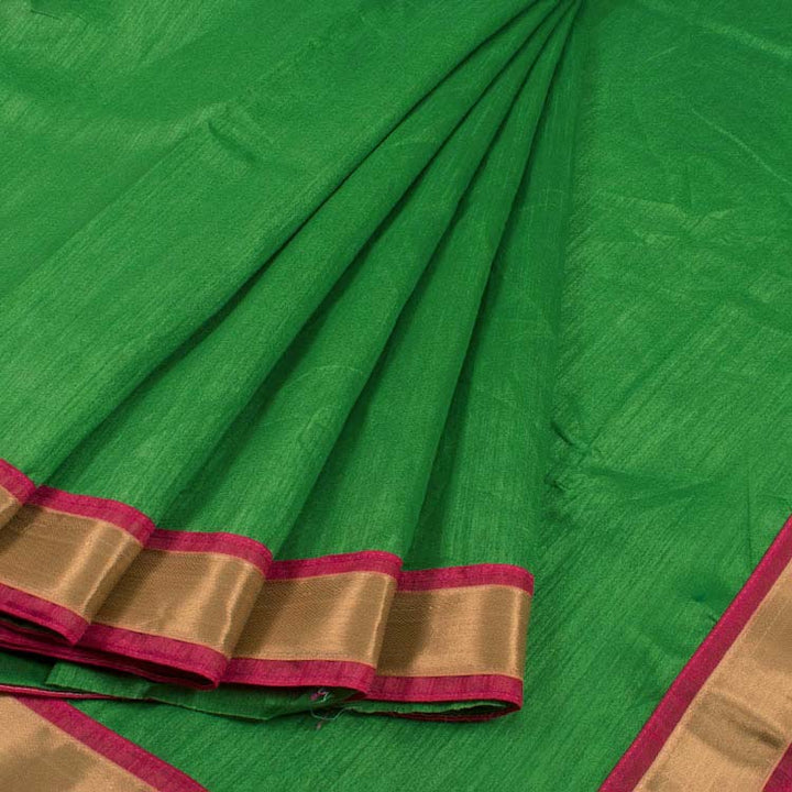 Handcrafted Silk Cotton Saree with Contrast Blouse 10039891