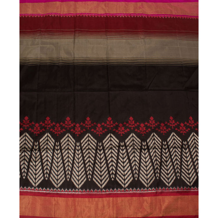 Handloom Pochampally Ikat Silk Saree 10051369