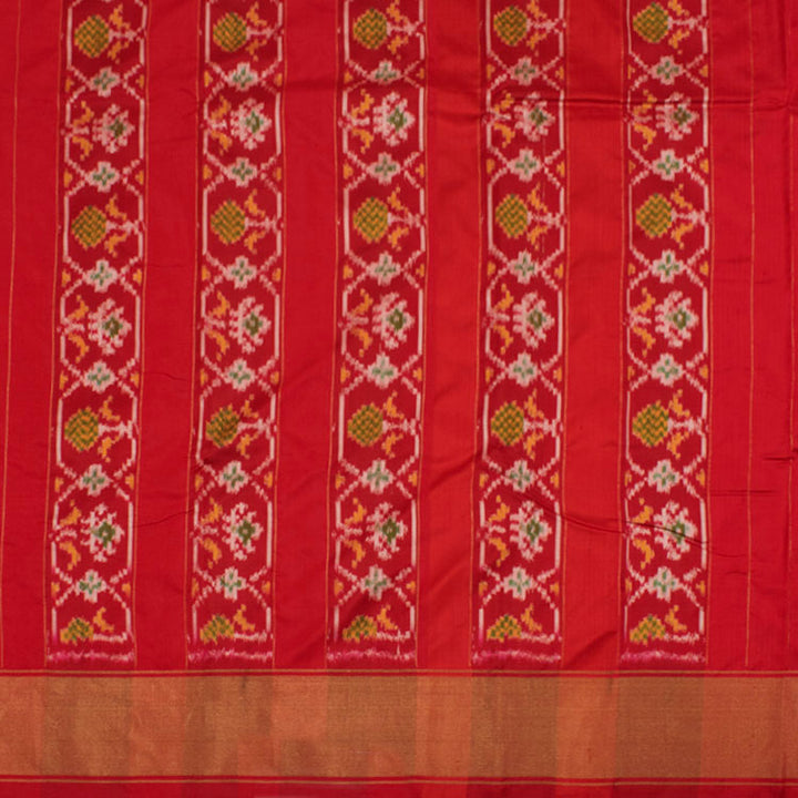Handloom Pochampally Ikat Silk Saree 10051370